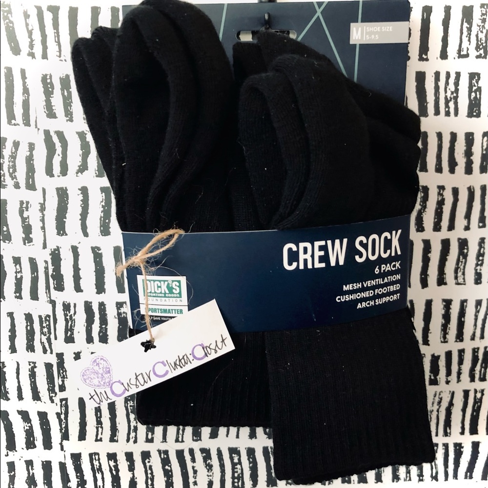 SOLD 🚨 BOGO 🍂 NWOT crew socks 🍂